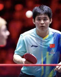 开云下载-曾被王皓狠批！林诗栋降到世界第5：13个月0冠 1年前排世界第1