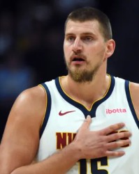 开云体育-掘金终结连败领先湖人1个胜场排西部第五，三天后两队将交手